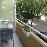 Lugo Apartman *