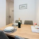 Lugo Apartman Split