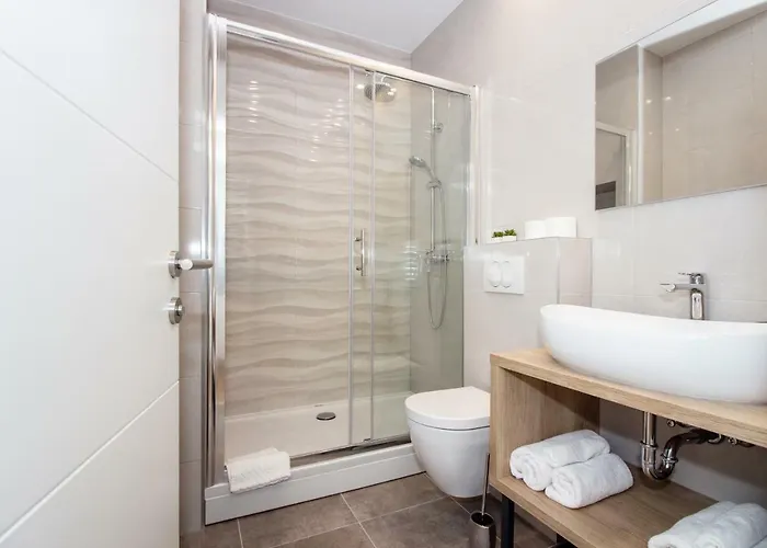 Lugo Апартаменты *